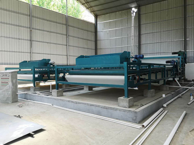 帶式壓泥機(jī)